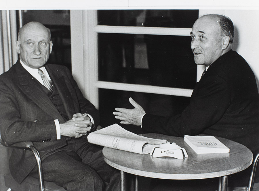 Robert Schuman and Jean Monnet during a meeting of the ​Common Parliamentary Assembly in Strasbourg (France) in 1958. HAEU, JP 312 – Photo: Unknown.
